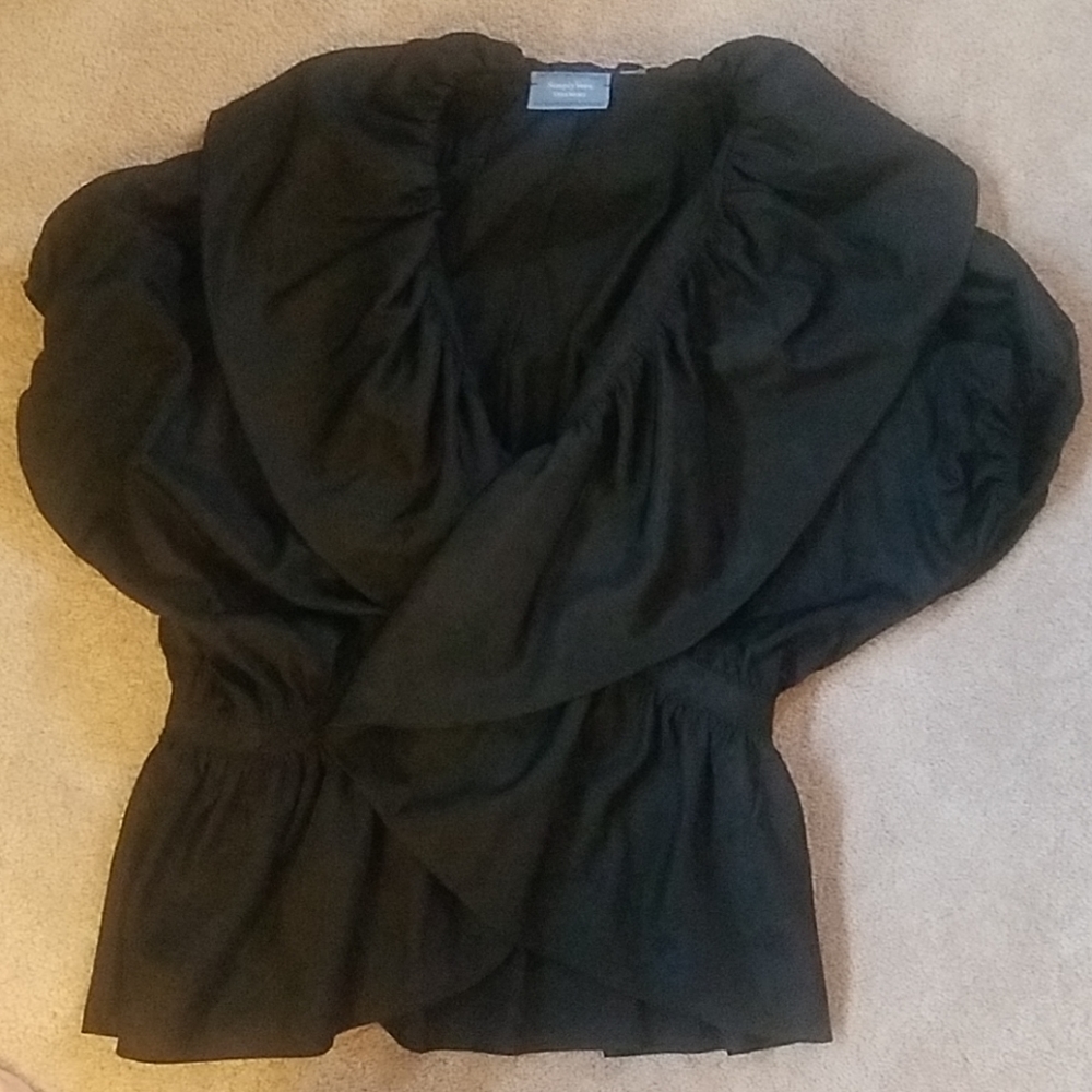 💖2 for $25💖 Wang black puffy jacket